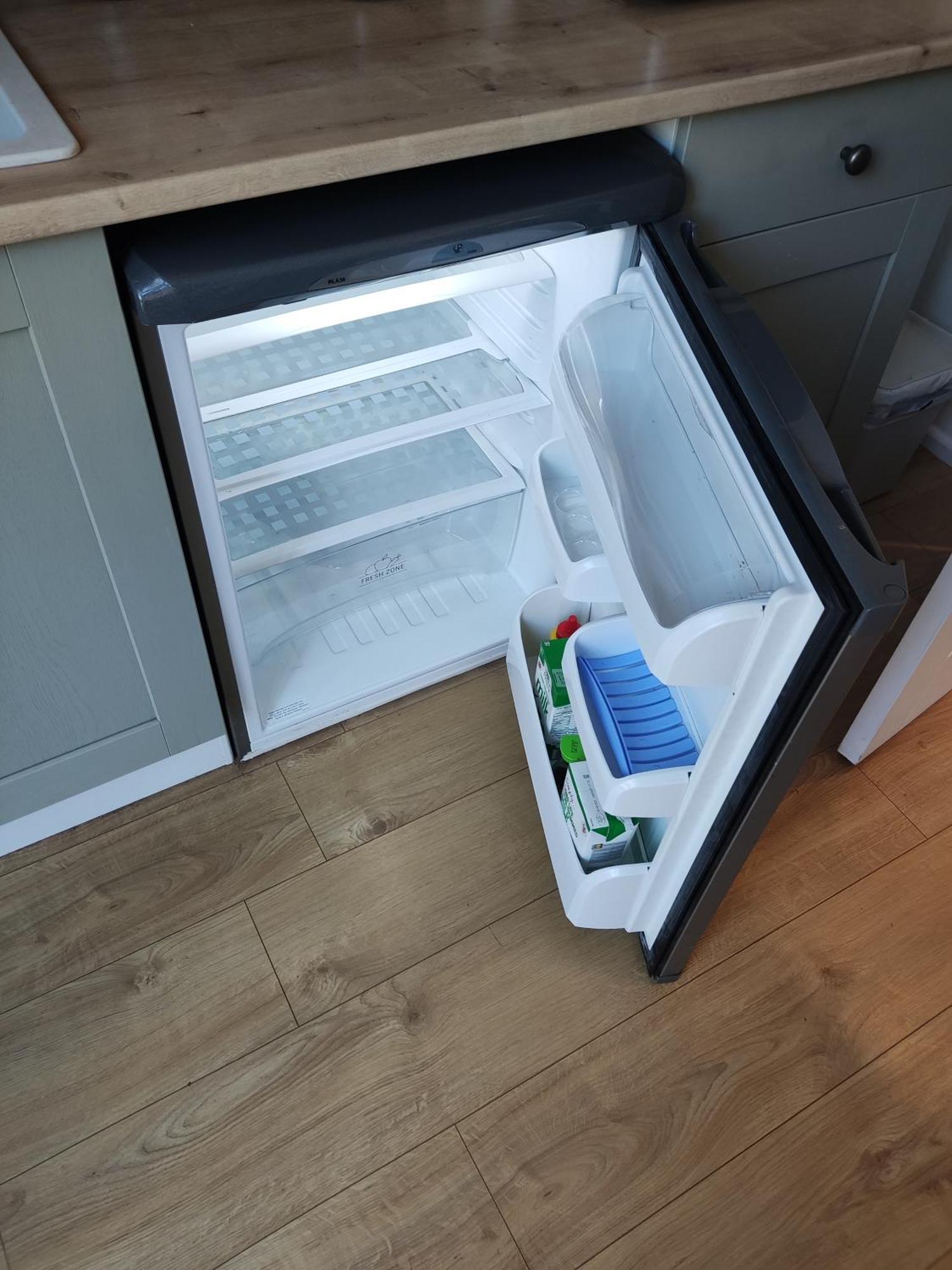 Self Check-in Micro For Max 2 Guests In Location Rg4 With Your Own Kitchenette Bathroom Parking And Shared Garden * Reading